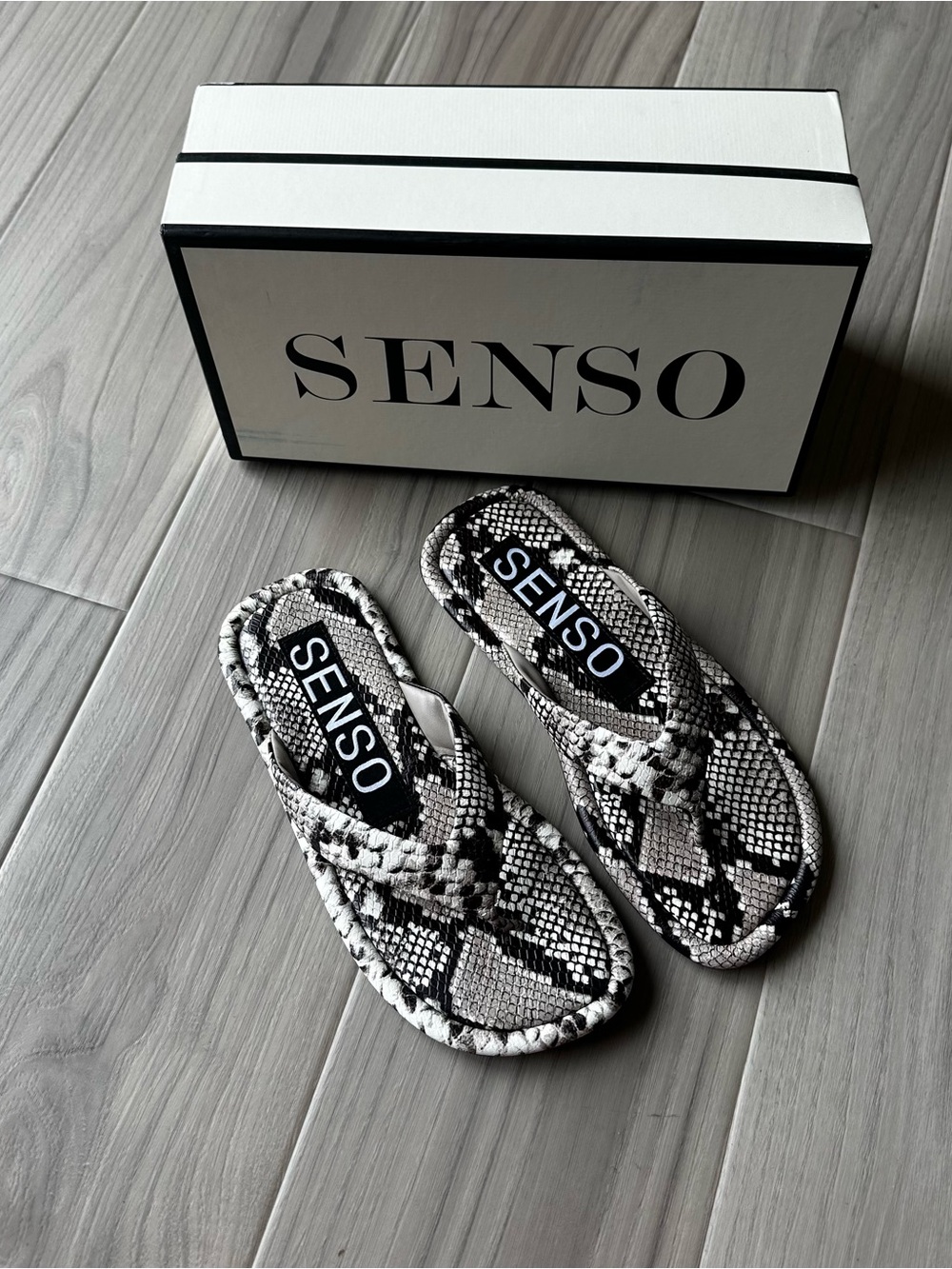 Senso Innika III Flip Flop in Cobra